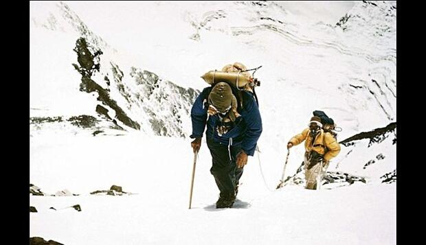 60 Tahun Edmund Hillary dan Tenzing Mencapai Puncak Everest