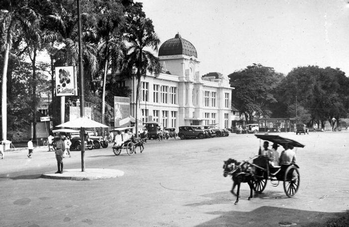 Bangunan Peninggalan Kolonial Belanda di Jakarta With PIC