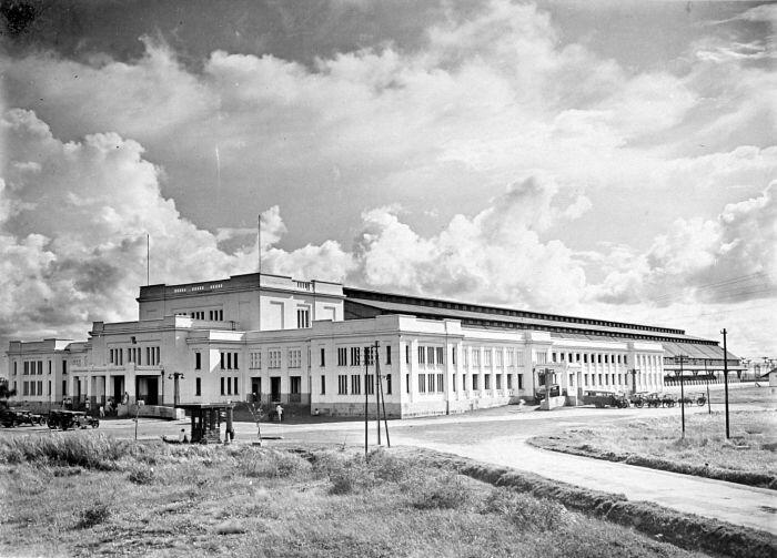 Bangunan Peninggalan Kolonial Belanda di Jakarta With PIC