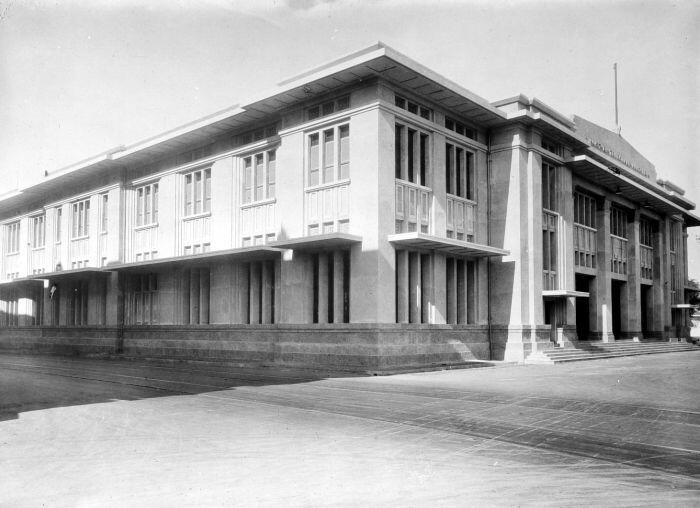 Bangunan Peninggalan Kolonial Belanda di Jakarta With PIC