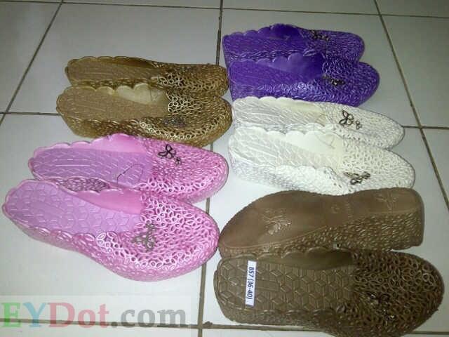 Grosir sandal karet import murah, jual per dus, cocok untuk stok toko anda