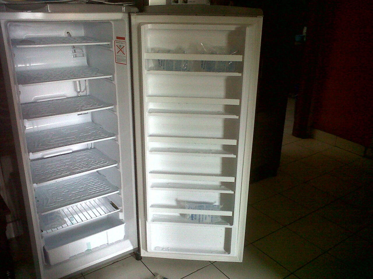 FREEZER SANYO 6 RAK MURAAAAAH PISAN!!!