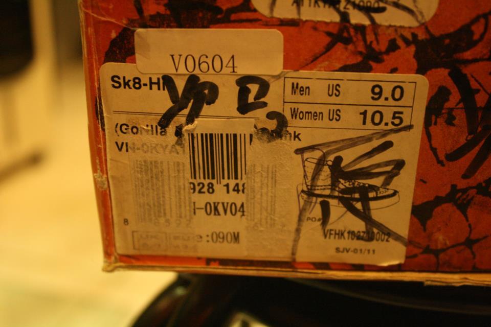 WTS Vans pearl jam and gorrila biscuits BU