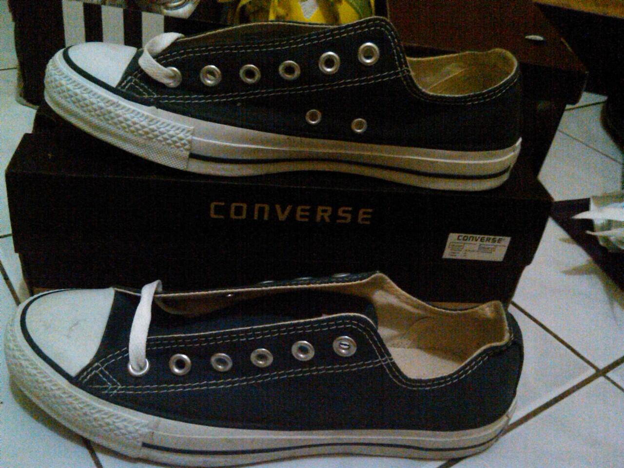 Jual sepatu Converse Original ada 2, Cream Mid and Navy Low