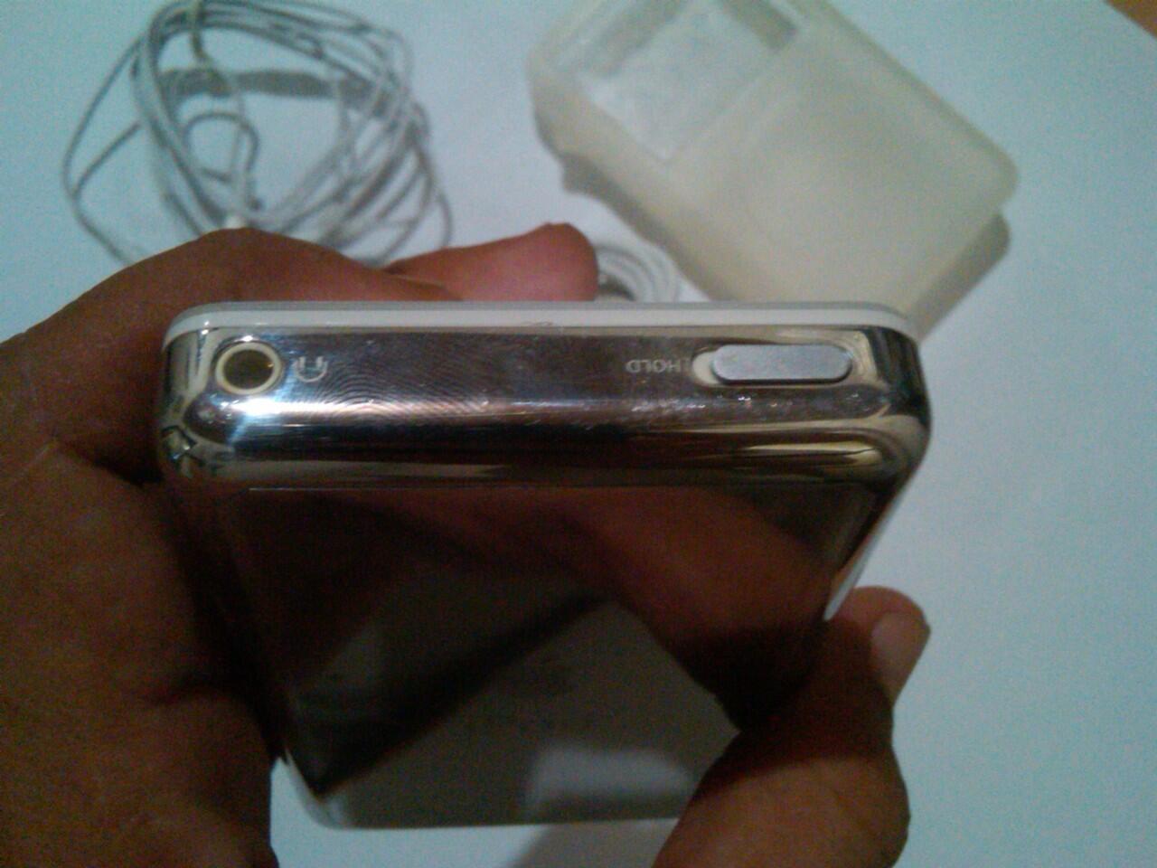Ipod classic 5th gen 60gb putih mulus