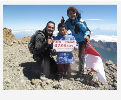 Bocah Ajaib di Puncak Himalaya dan Mt Elbrus.