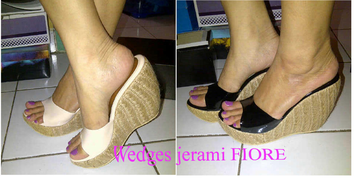 Jual Sendal Wanita Grosir / eceran murmer berkualitas