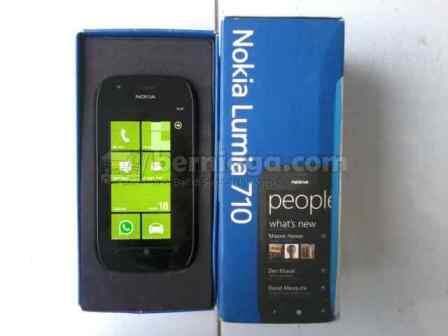 Nokia Lumia 710 Mulus segel dan Garansi