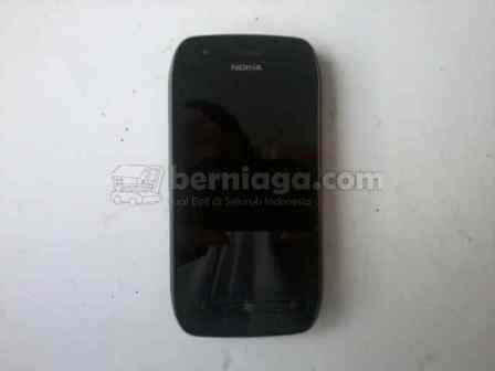 Nokia Lumia 710 Mulus segel dan Garansi