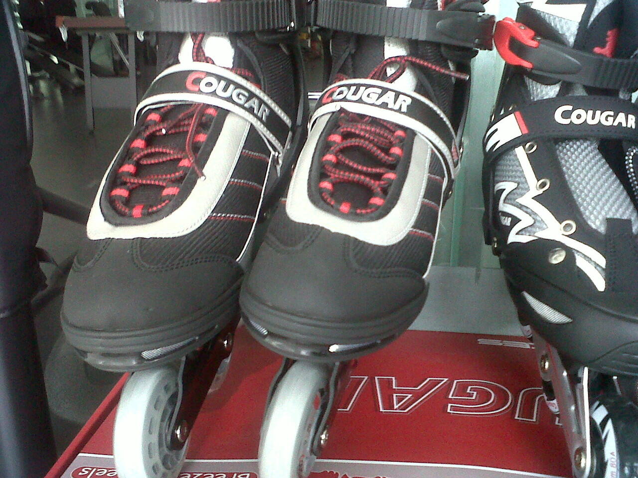 Sepatu Roda Inline Skate,Roller Blade Merk COUGAR