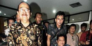 {Kader Golkar} Korupsi Alquran, Zulkarnaen Divonis 15 Tahun, Anaknya 8 Tahun