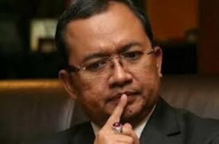{Kader Golkar} Korupsi Alquran, Zulkarnaen Divonis 15 Tahun, Anaknya 8 Tahun