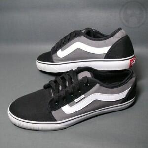 JUAL SEPATU JALAN ADIDAS, NIKE, & VANS MURAH BERKUALITAS