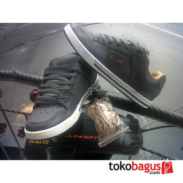 Sepatu ripcurl quartz