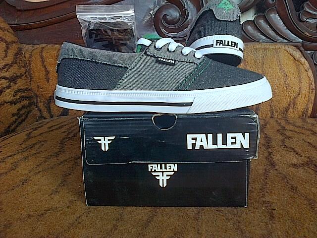 jual sepatu FALLEN bnyak type