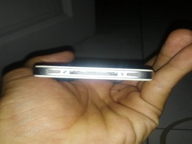 wts iphone 4s 16gb white / wtt galaxy note n7000