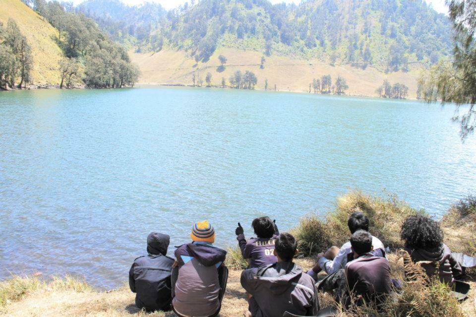 Ranu Kumbolo, surga dunia di timur Pulau jawa :D