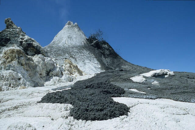 Ol Doinyo Lengai - Gunung Berapi Paling Ramah di Dunia