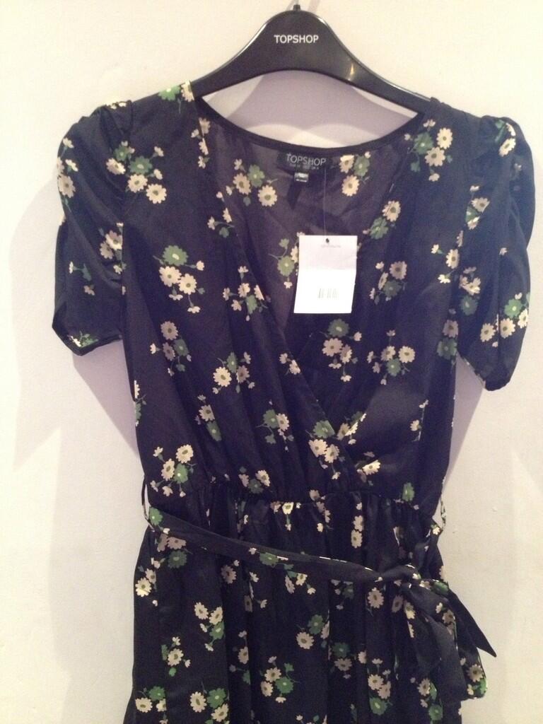 Topshop Floral Dress size US 6 (Small)