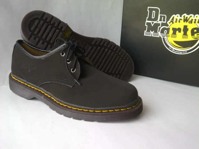 #_Dr MARTENS_#