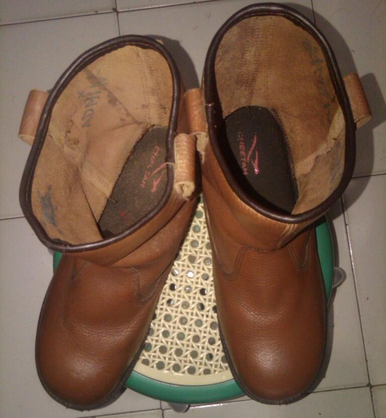 SEPATU BOOTS MERK CHEETAH LEATHER