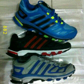 sepatu,adidas,asics tiger,converse,crocs,black master,dc,dr marten,fred perry,geox,