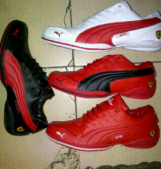 sepatu,adidas,asics tiger,converse,crocs,black master,dc,dr marten,fred perry,geox,