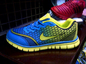 sepatu,karrimor,macbeth,maddox,new balance,nike,puma,reebok,toms,vans,zara,quiksilver