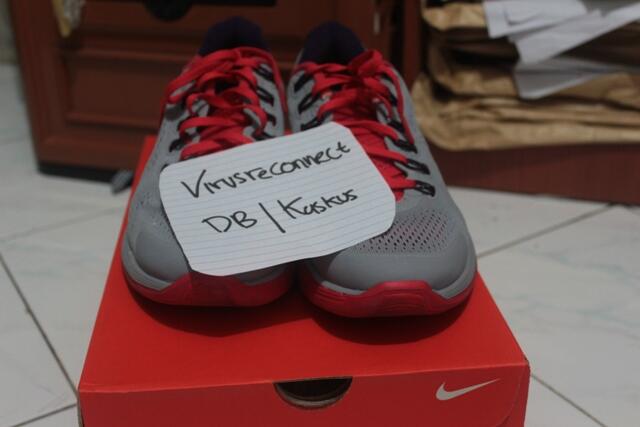 Nike Lunarglide+ 4 size 9,5/42.5