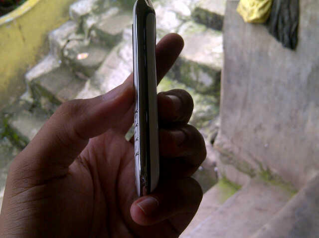 bb onix3 9790 white,muluss 97 %, garansi TAM panjangggg