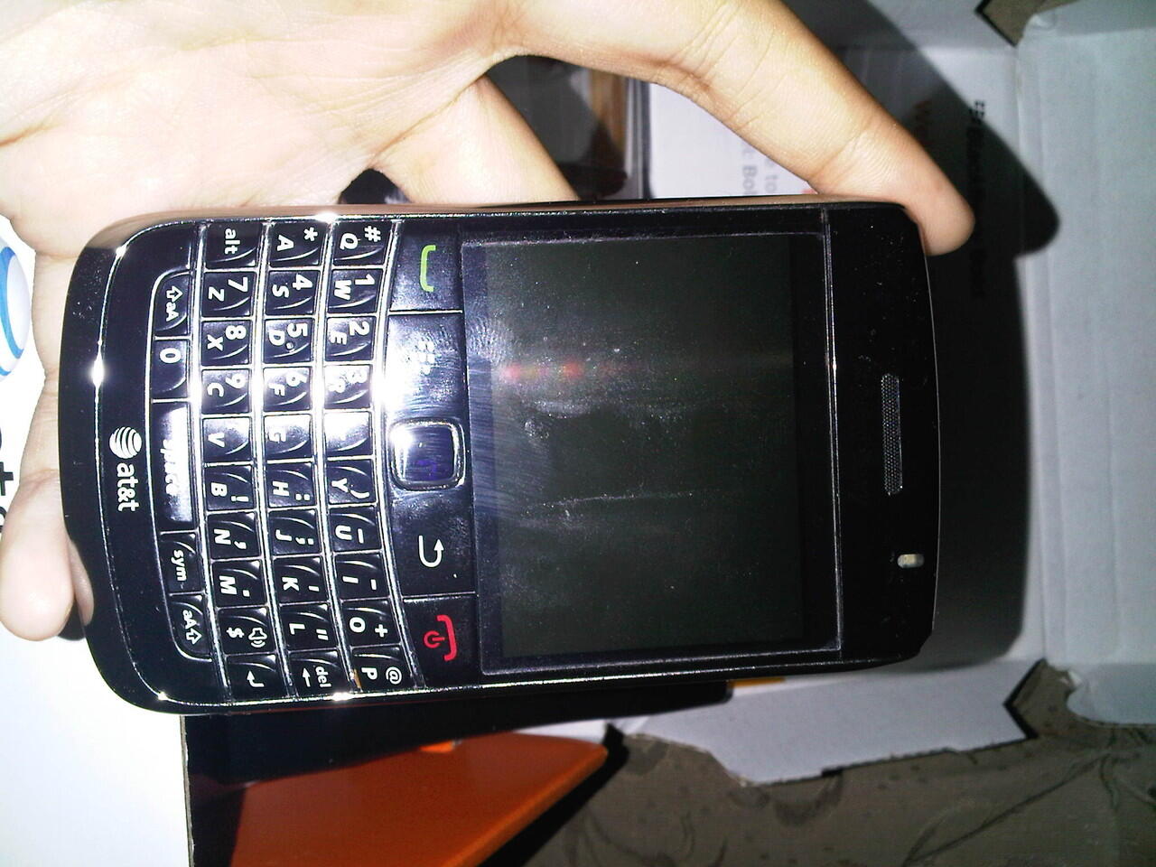 WTS BOLD 9780 (ONYX 2 WHITE) & BOLD 9700 (ONYX 1 BLACK)
