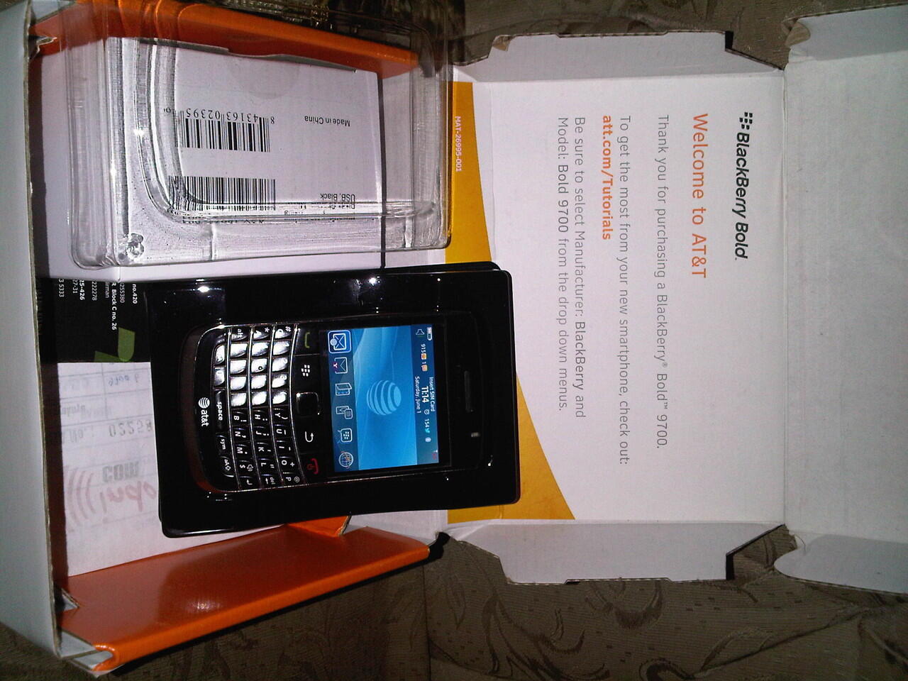 WTS BOLD 9780 (ONYX 2 WHITE) & BOLD 9700 (ONYX 1 BLACK)