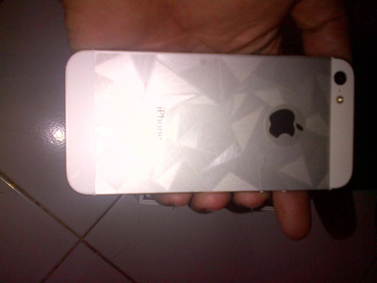 iPhone 5 white 64gb Malang