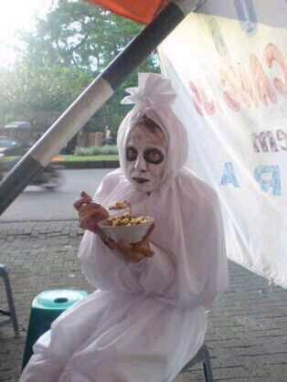 Pocong Sarapan