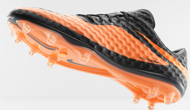 NIKE Rilis New Boot Type Atack 