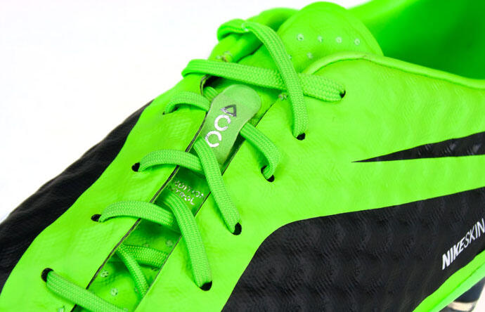 NIKE Rilis New Boot Type Atack 