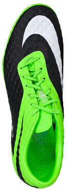 NIKE Rilis New Boot Type Atack 