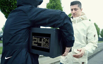 NIKE Rilis New Boot Type Atack 