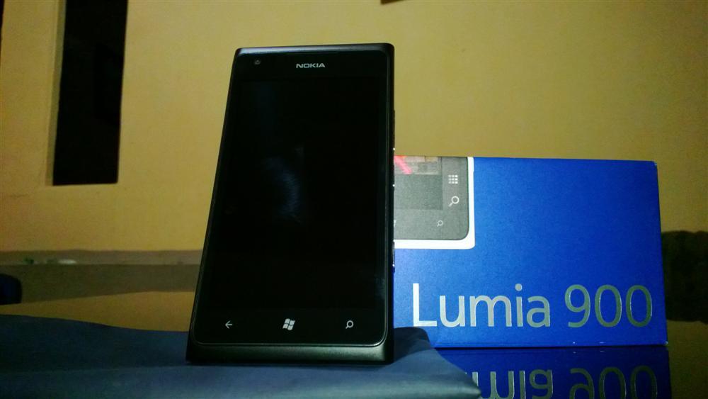 Nokia Lumia 900 Black Mulus+Garansi Panjang