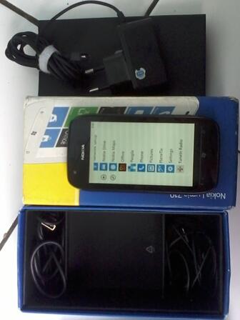 Nokia Lumia 710 Mulus segel dan Garansi -+4 bulan lagi