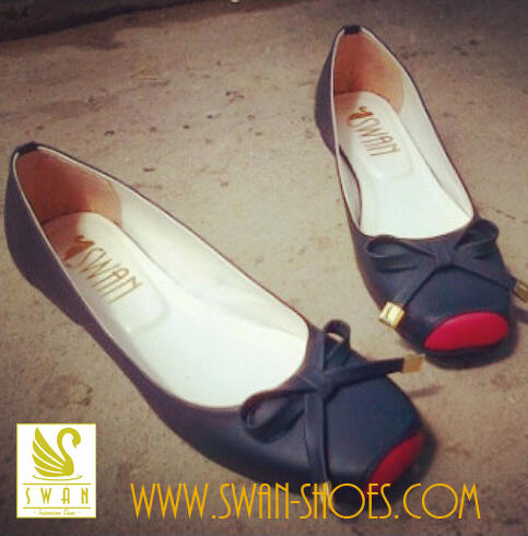 Flat Shoes Swps-0001- hitam merah