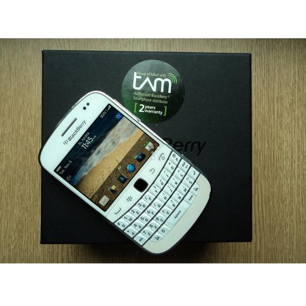 BLACKBERRY BOLD 9900 DAKOTA Rp.2.700.000,-