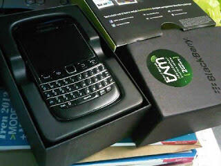 blackberry bellagio 9790 call 089614435738