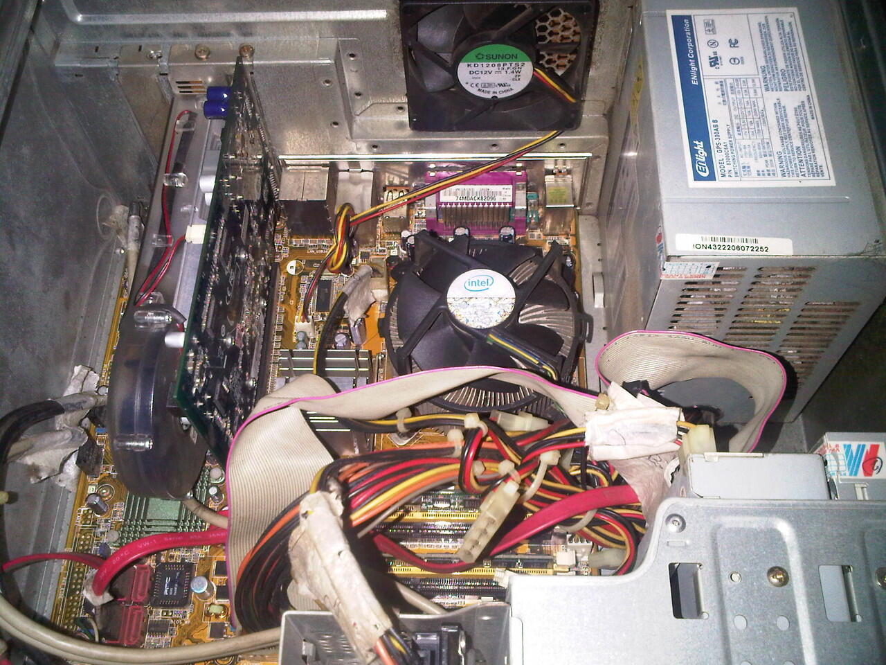 WTS his hd 4670 1gb ddr3 128bit + PSU enlight 300w SECOND MURAAH