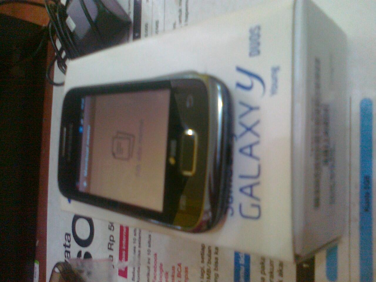 Jual Samsung Galaxy Young Duos warna Hitam