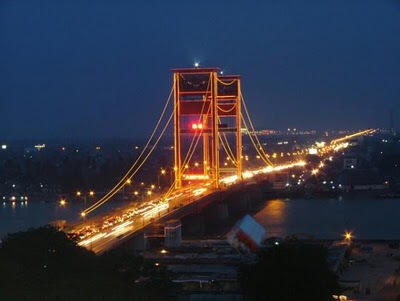 sejarah jembatan AMPERA(AMANAT PENDERITAAN RAKYAT)