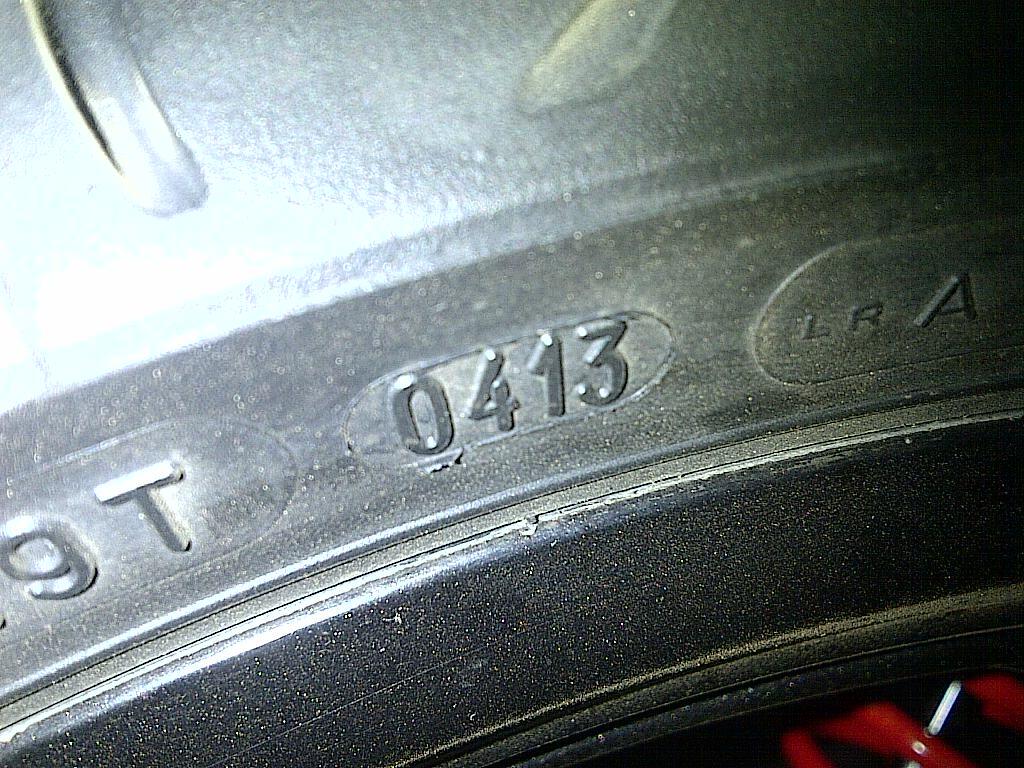 Ban Michelin Pilot Sporty 90/80 beli tanggal 290513 (baru banget!!!)