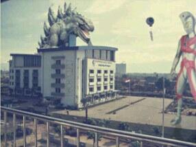 Kampus ane diserang monster gan!!