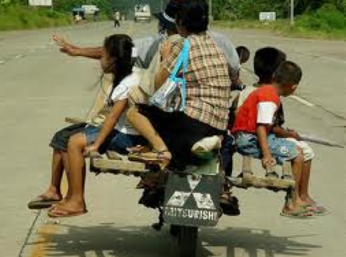 JANGAN SALAH...TUKANG OJEK JUGA PUNYA HUKUM KESEIMBANGAN KE PENUMPANGNYA