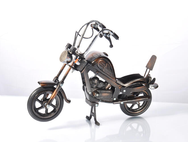 Cari Jual Miniatur Harley Davidson, Vespa, Motor CB. Karya Seni Unik